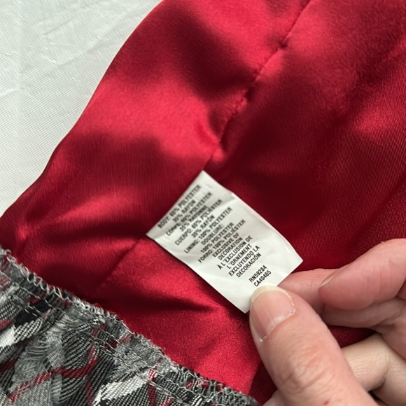 The Children’s Place pleaded skirt size 6X/7 - Picture 7 of 7